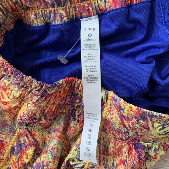 Lululemon Seawheeze 2019 Hotty Hot Shorts 4” - Picture 4 of 9